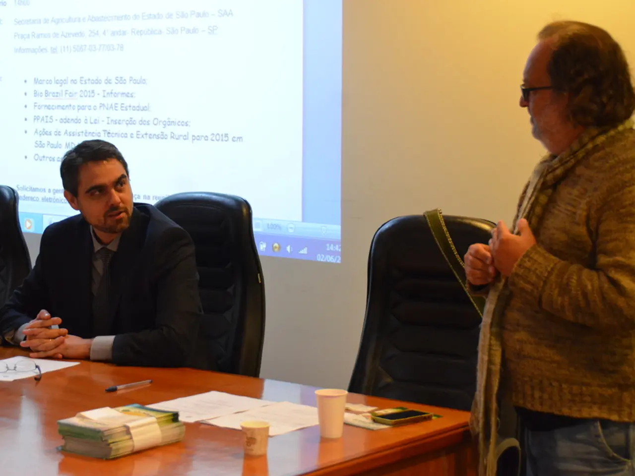 Inquiry Regarding the Content of Your Meeting Room