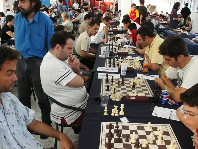 Developing strategies for my ongoing #chess game, number 28