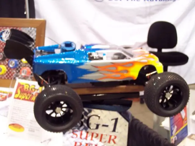 Lincoln Navigator Strives to Elevate 'Safe Haven' to Higher Ground