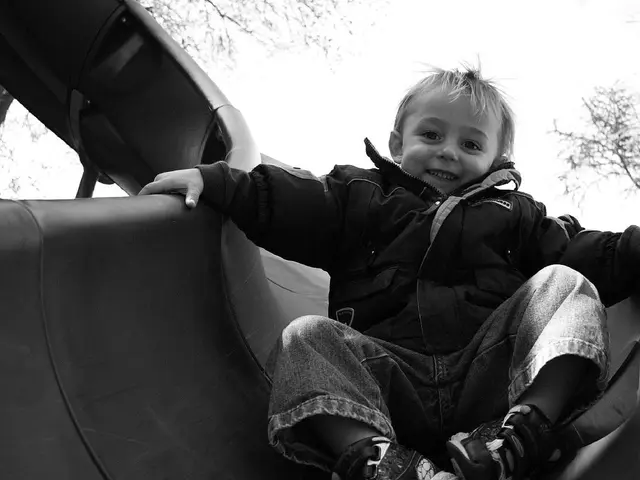 Guide for Launching PowerPoint: 20 Essential Lessons