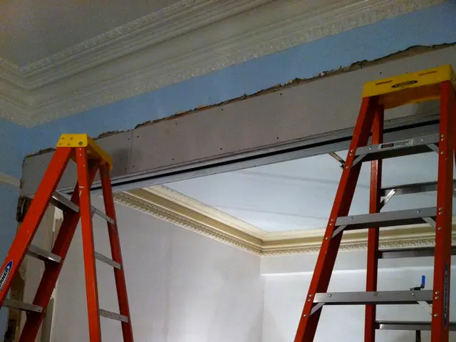 Quantum Dot Collaboration for Artificial Intelligence: IQE Teams Up with Quintessent