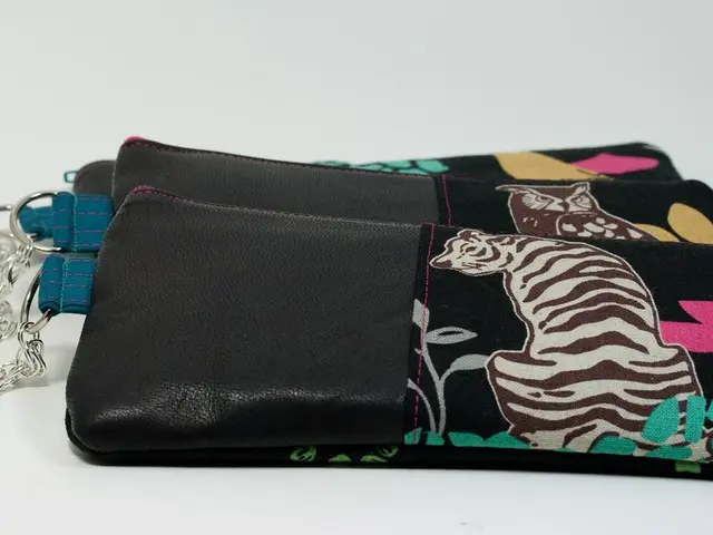 SEC Chair Atkins Pledges Regulatory Foundation for Cryptocurrency Markets by 2025