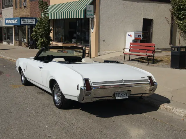 Renovated Dad Shoes from New Balance Sport a Refreshing Mint Tone
