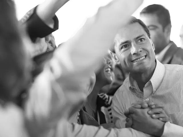 Created an App Utilizing Nano Banana: Celebrity Selfie Experience